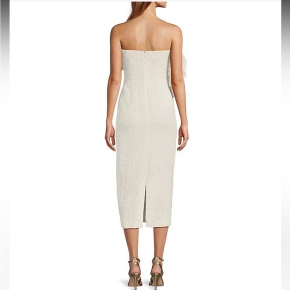 NWT Antonio Melani High Neck
Sleeveless Cordelia Dress - Picture 2 of 5